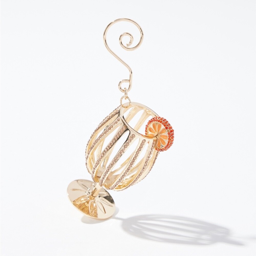 Luxurious Gold Wine Glass Ornament
